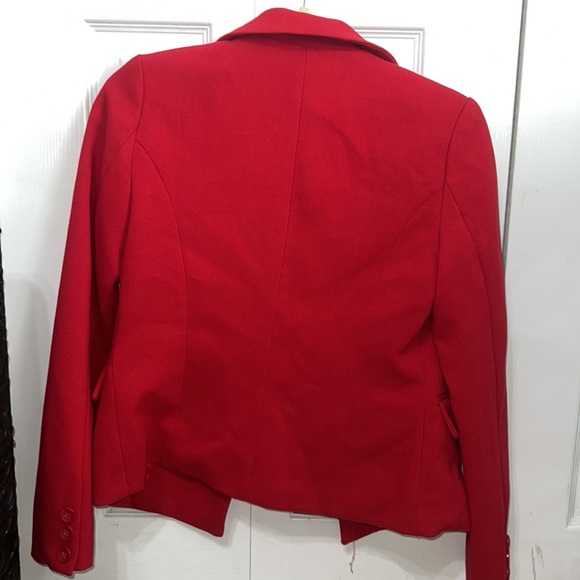 Red coat - Picture 2 of 4